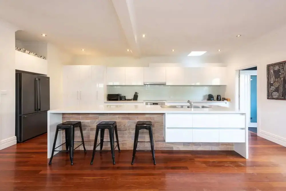 Renovated 3 Bedroom Family Home in Richmond With Parking