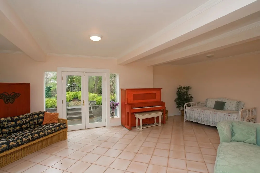 Pacific Way Villa