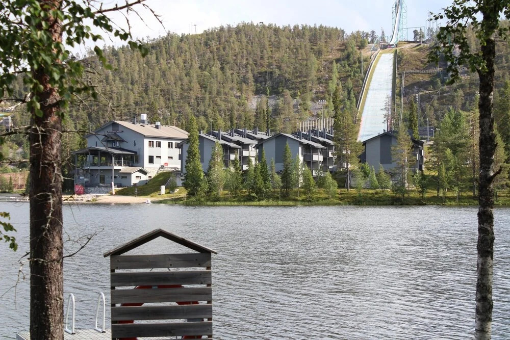 Rukako KIVAKKA E 22