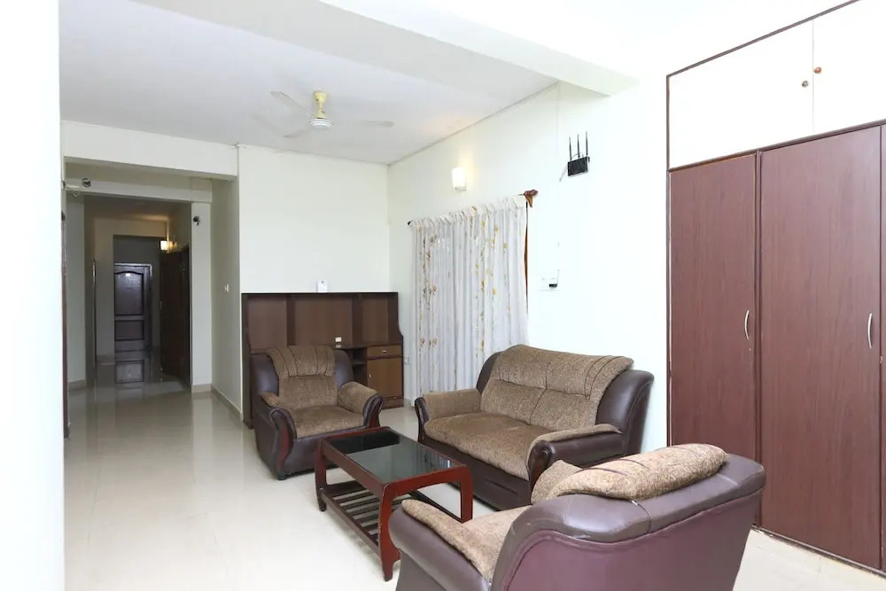 OYO 1504 Hotel Gemini Residency