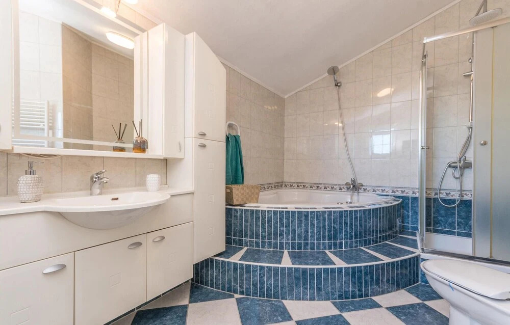 Beautiful Home in Zadar With Outdoor Swimming Pool, Wifi and 4 Bedrooms