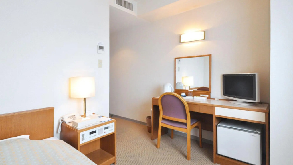 East Harbor Hotel