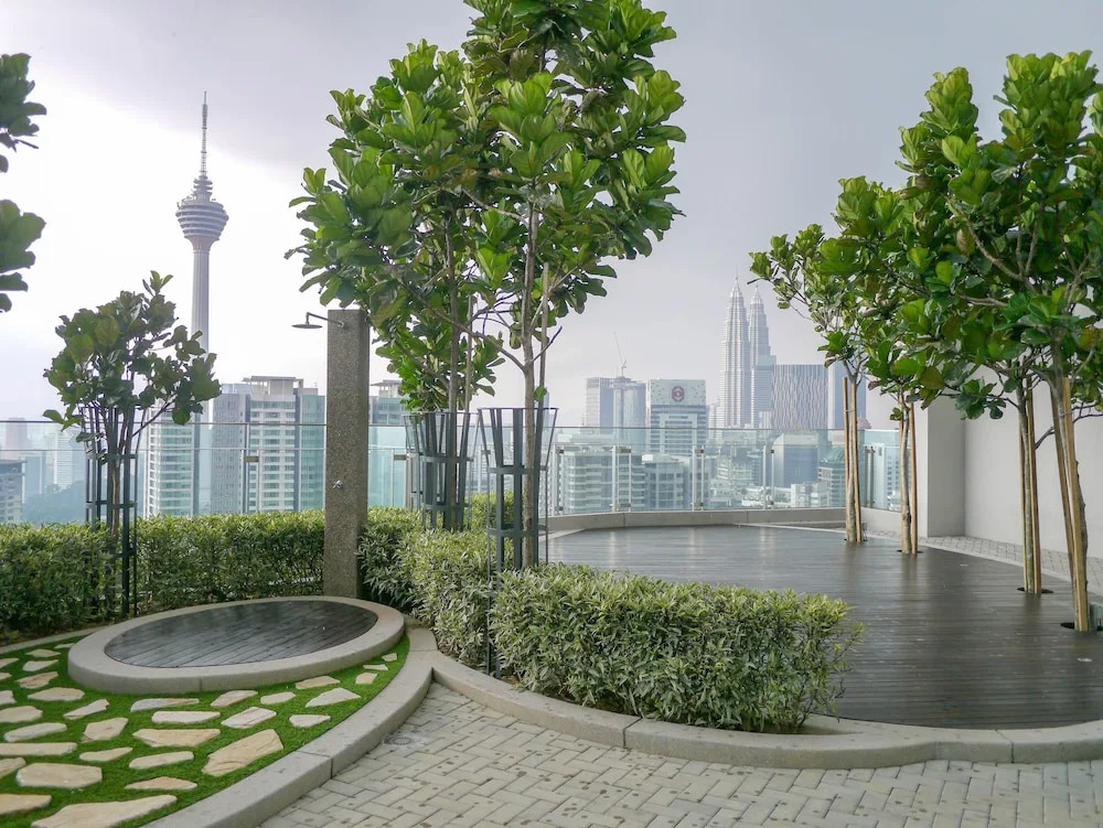 The Robertson 3 by Cloverr Suites