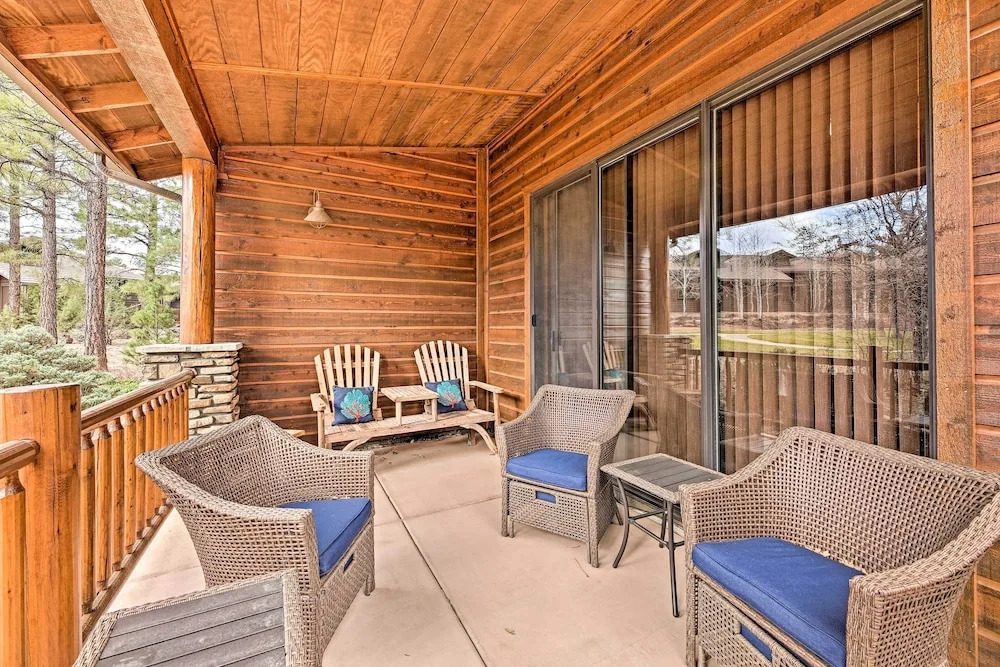 < 1 Mi to Torreon Golf Club: Show Low Condo