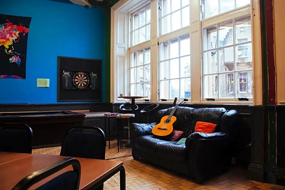 Edinburgh Backpackers - over 18s only