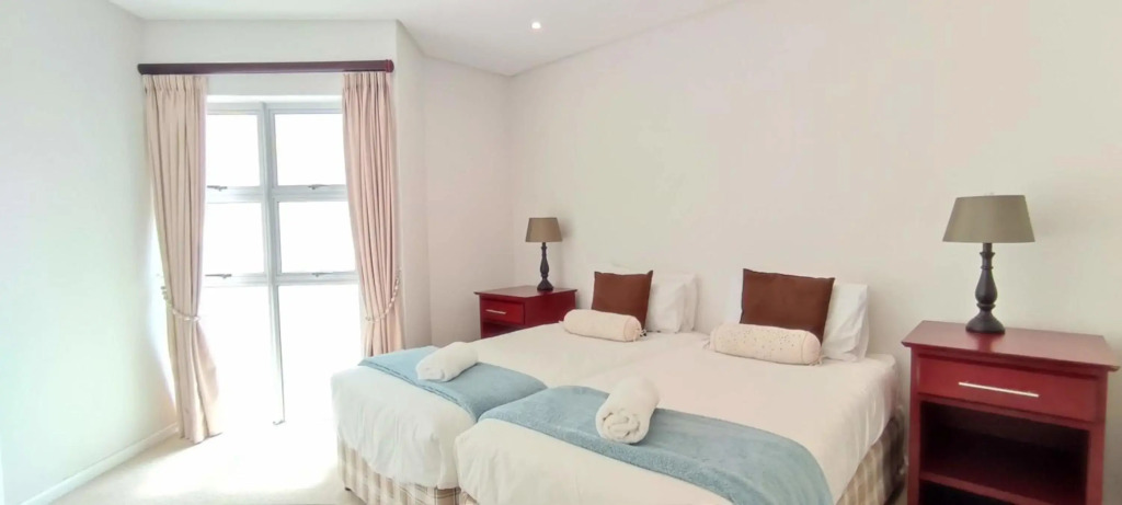 The Bella - 6 Sleeper - Sea Views Pool & Patio