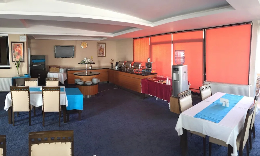 Akgol Hotel