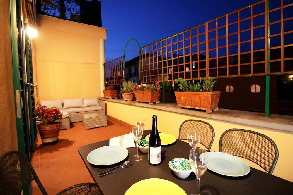 Tiepolo Romantic Terrace Apartment