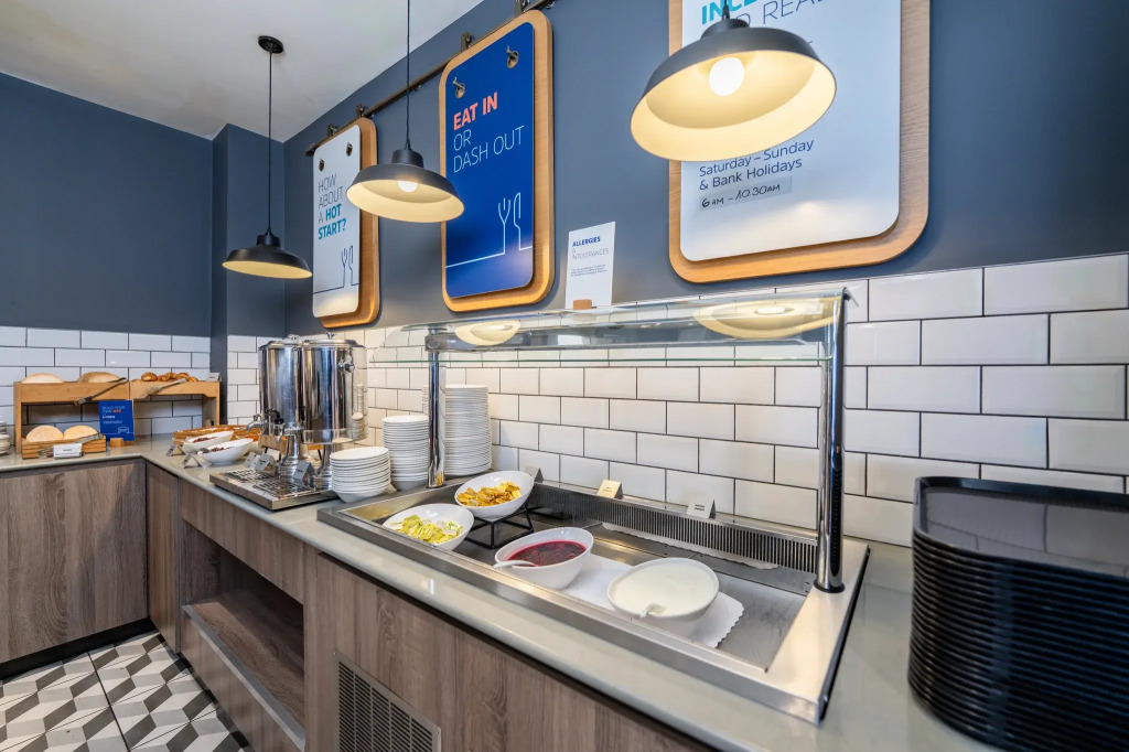 Holiday Inn Express Aberdeen Airport by IHG