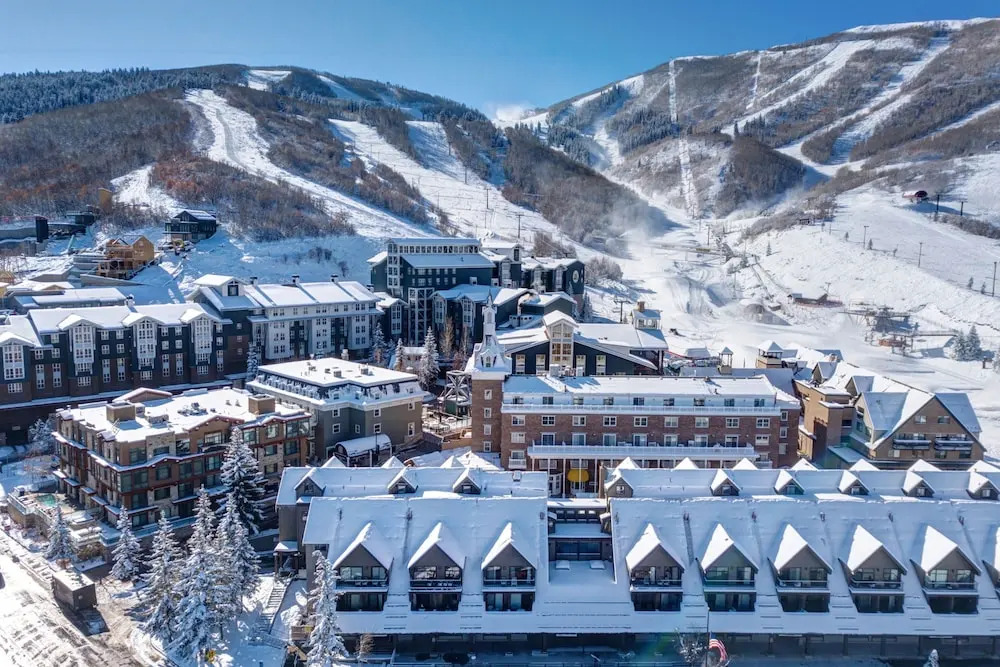 Ski Ge Loft 3 Bedroom Condo by RedAwning