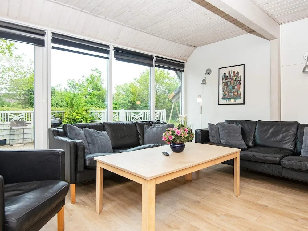 8 Person Holiday Home in Hemmet