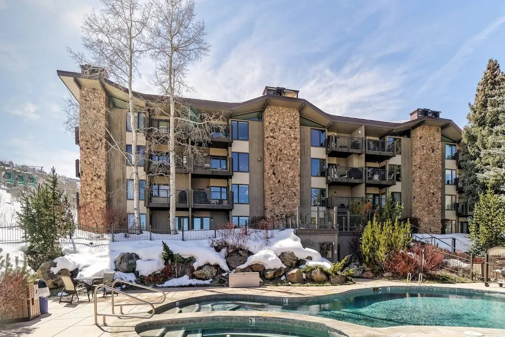 Shadowbrook Condos by iTrip Aspen Snowmass