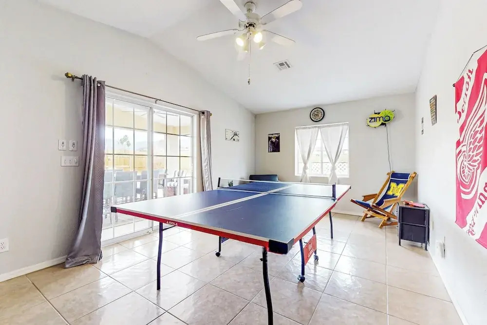 Great for Families! Lake Havasu City Haven w/ Yard