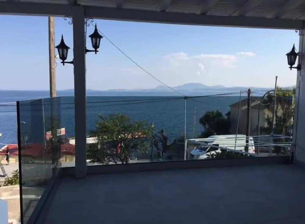 Akrogiali Apartments