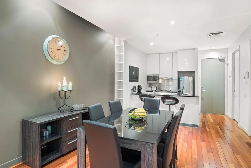 Sanctuary Apartments - Collins St CBD