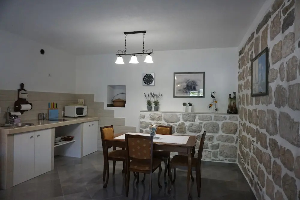 Guest House Dragutinovic