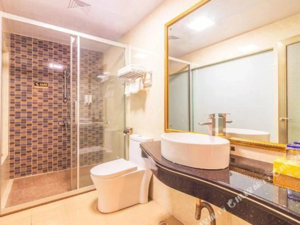 Youge Shangpin Hotel (Xinxing Times Square Bus Station)