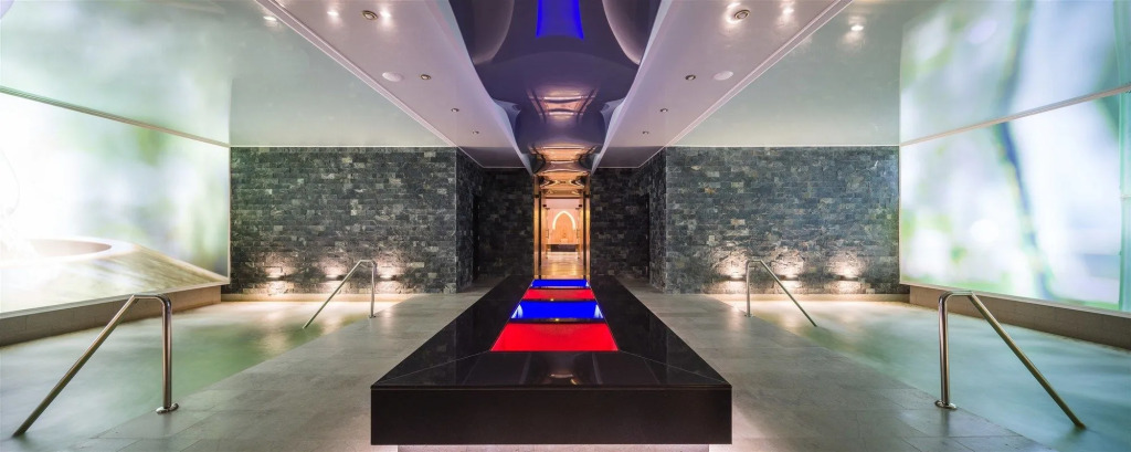 Sky Blue Hotel & Spa