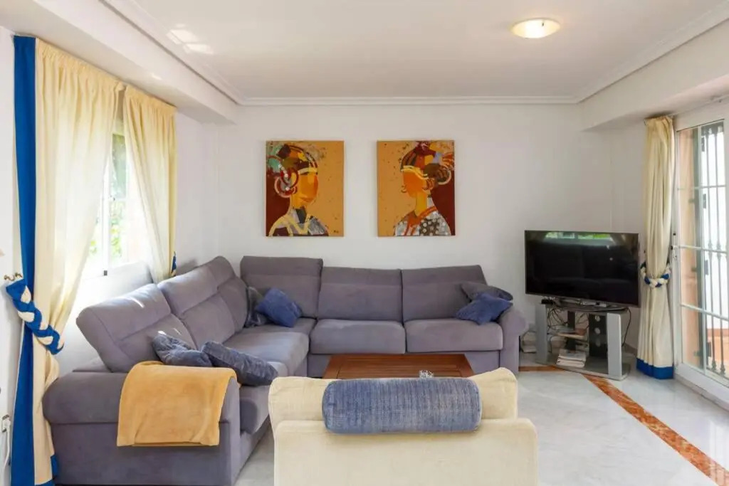 8-Beautiful Villa, Las Lomas de Cabopino, Marbella