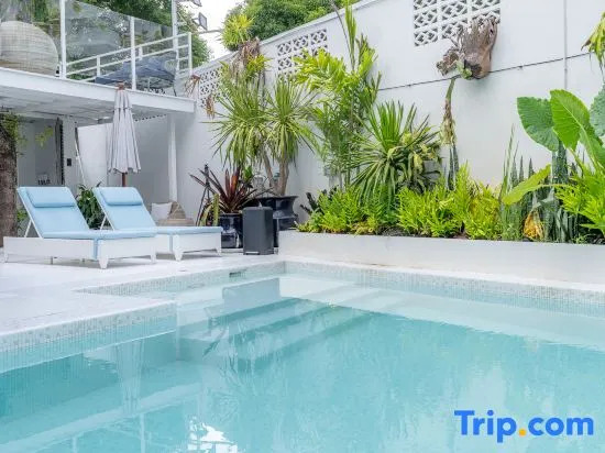 Santitham - luxury Pool Villa I Daily Maid