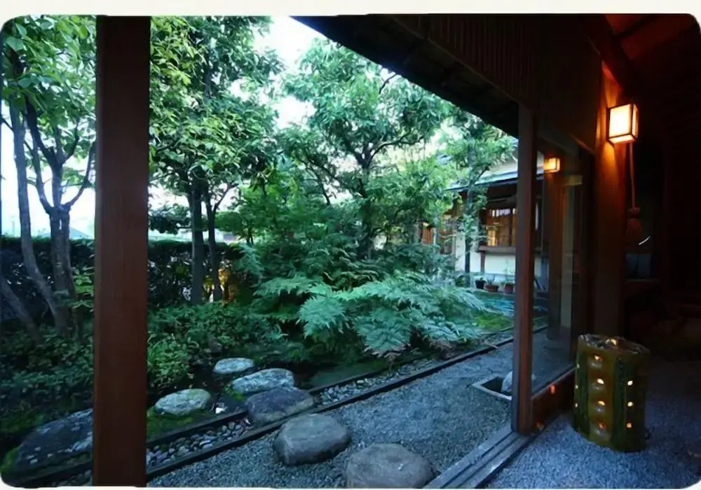 kanazawa yuwakuonsen yunode