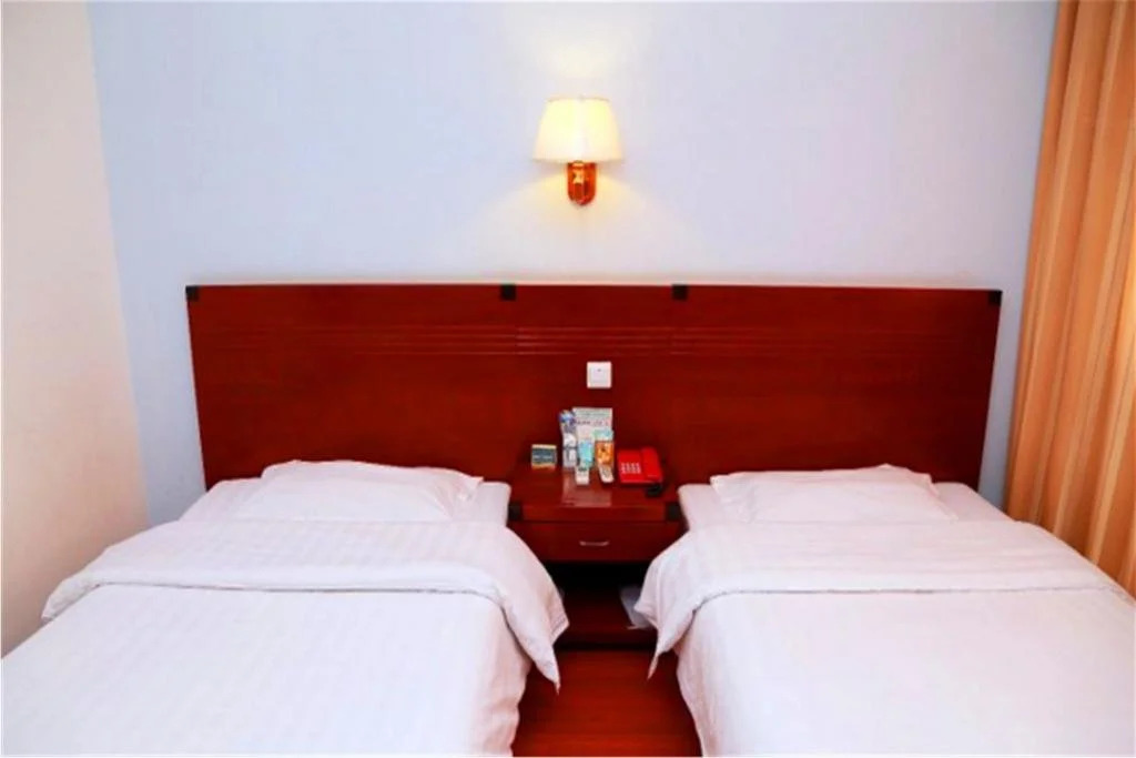 Qinhuangdao Shanhaiguan Lutong Hotel