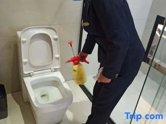 Huanpeng Collection Hotel (Yulin Bus Station Main Store)