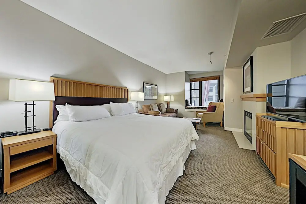 0617west 1 Bedroom Hotel Room