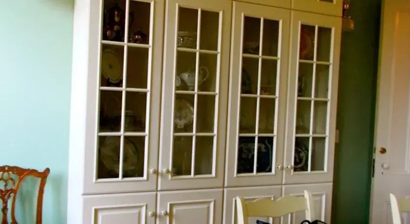 James B. Finch Inn
