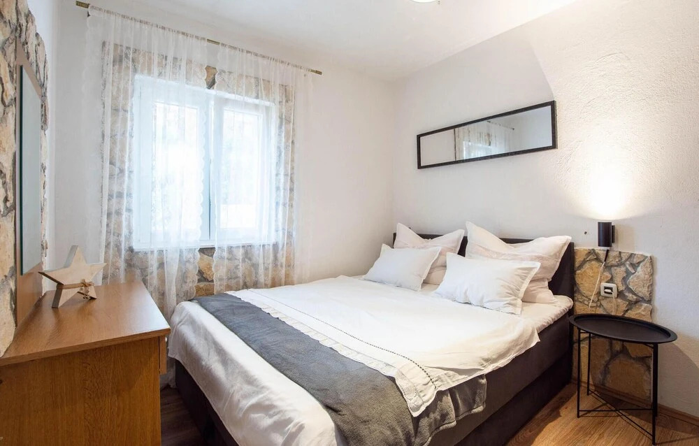 Nice Home in Rukavac With Wifi and 4 Bedrooms
