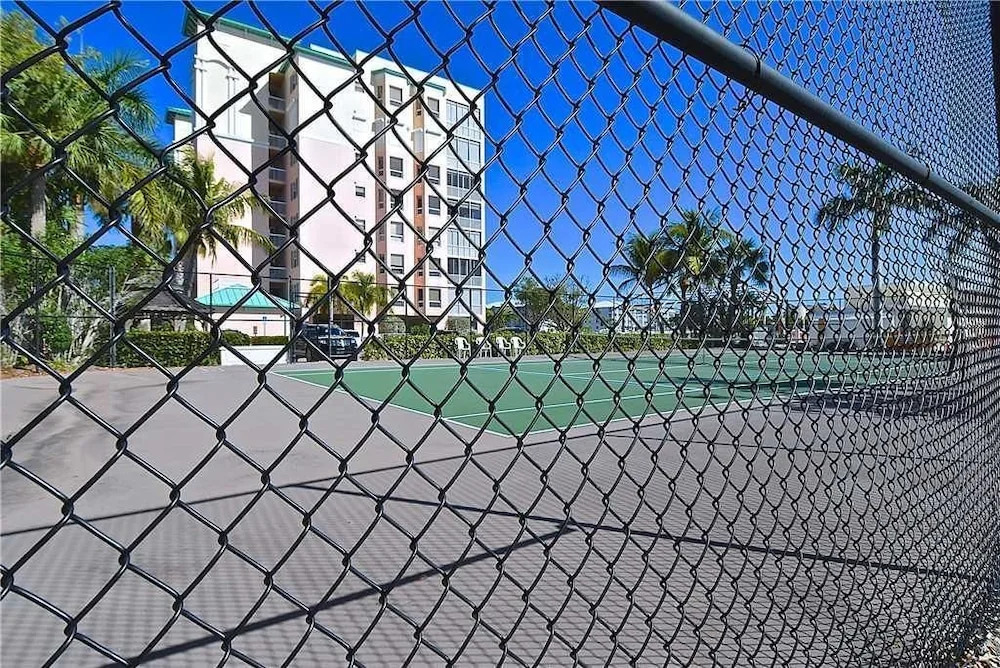 Palm Harbor 802W - Two Bedroom Condo
