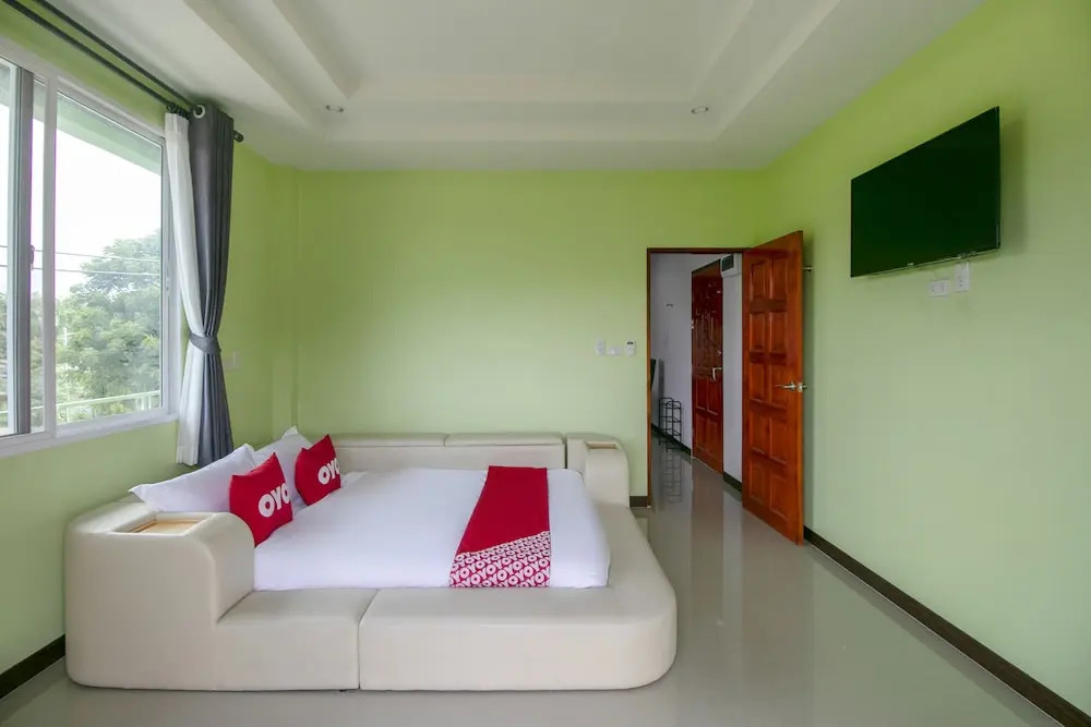 OYO 956 Thachang Resort