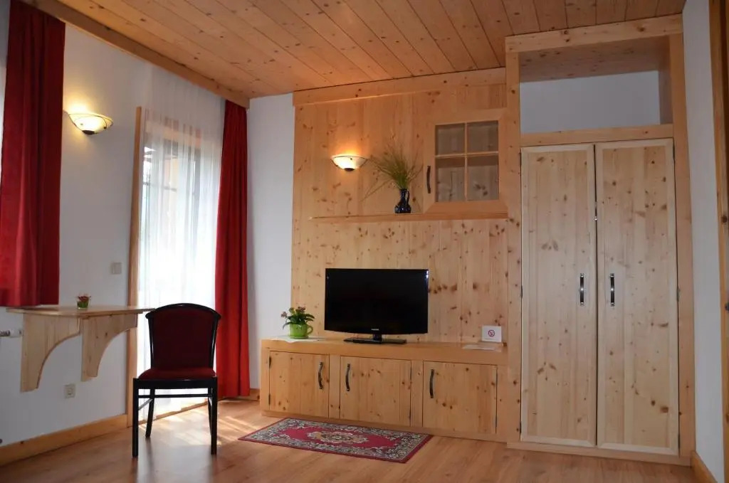 Pension zum Schreiner -Valora