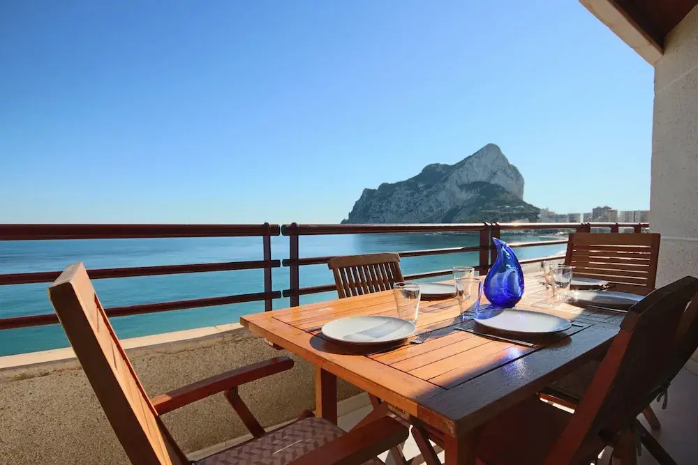 Exclusive Frontline Duplex Penthouse: Best View!