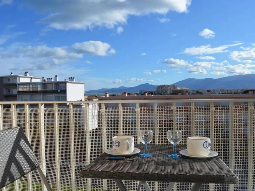 Appartement Saint-Cyprien, 2 pièces, 5 personnes - FR-1-225D-485