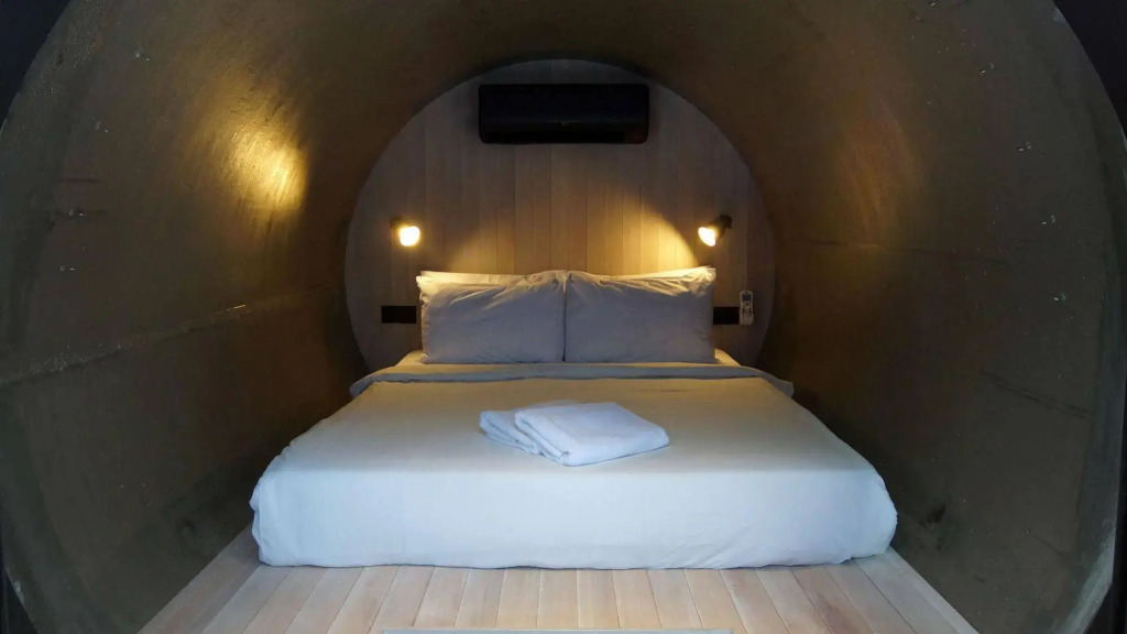 Container Hotel
