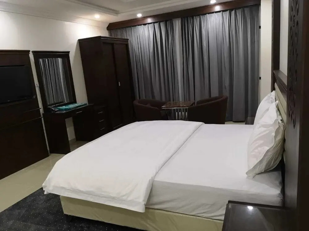 Buhr Hotel