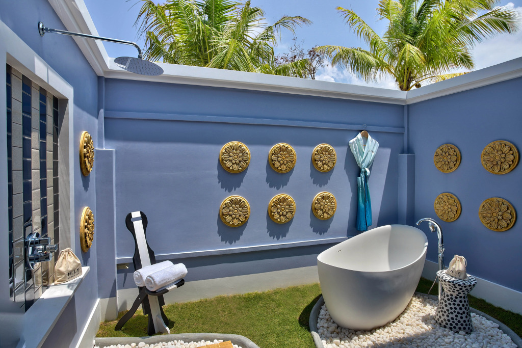 SAii Lagoon Maldives, Curio Collection By Hilton