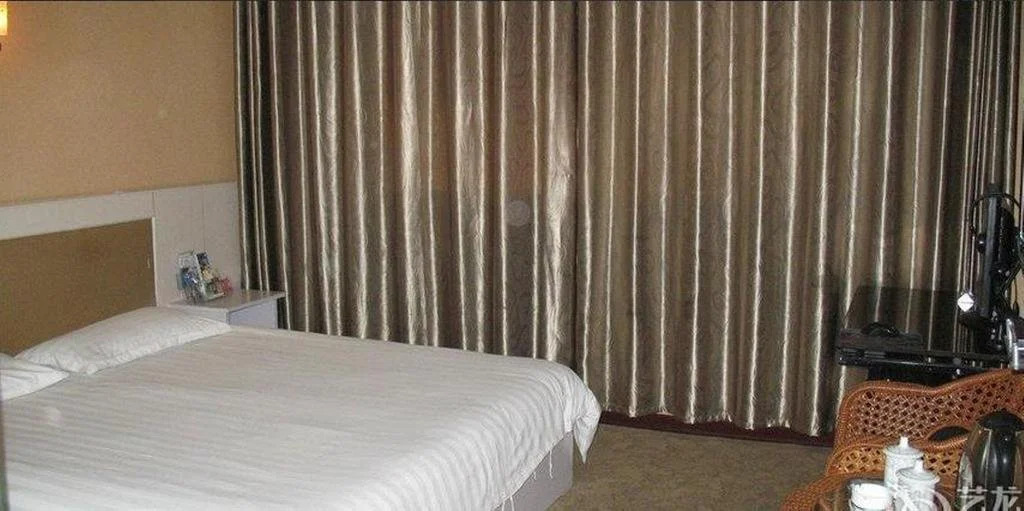 Jinji Express Hotel
