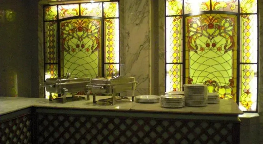 Philippe Luxor Hotel