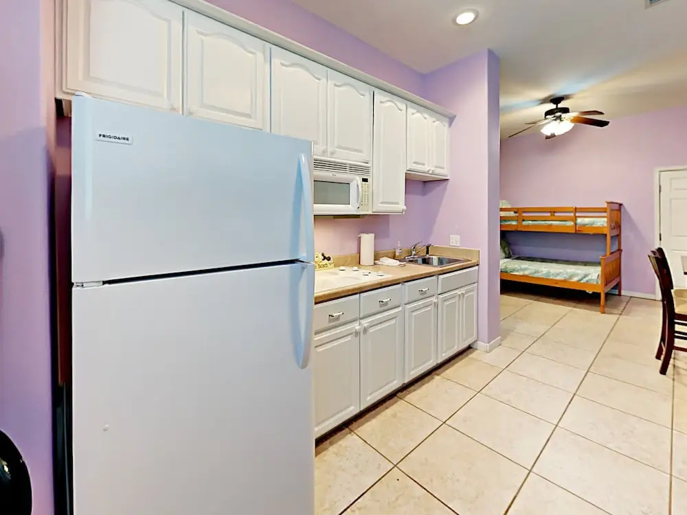 Beachy Keen 5 Bedrooms 4 Bathrooms Home