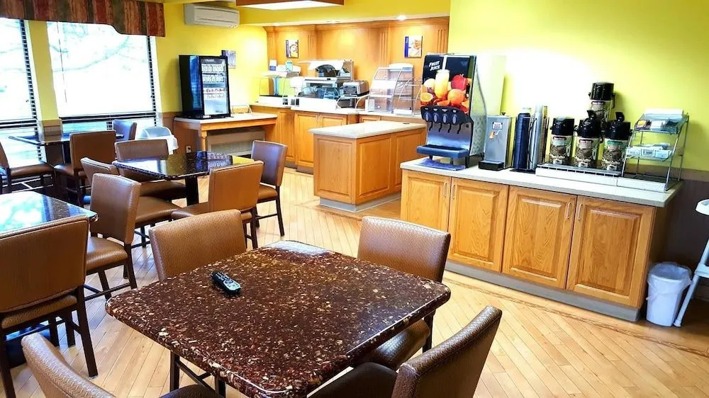 Horse Creek Inn