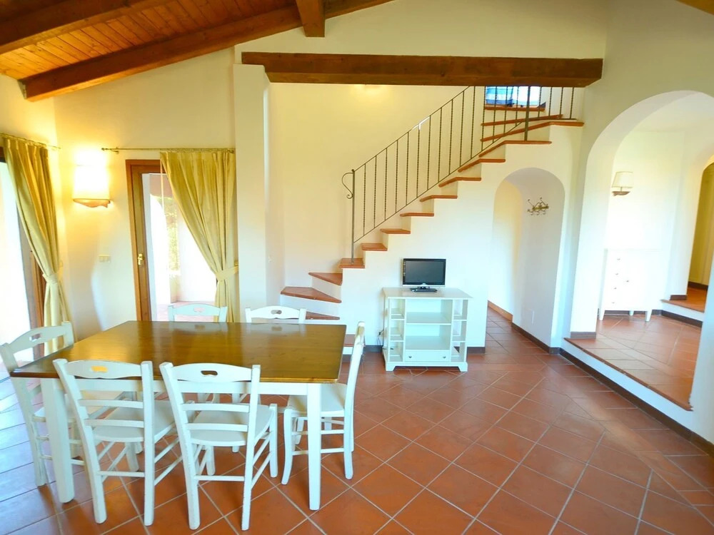 Traditional villa in Stintino with private garden and pool