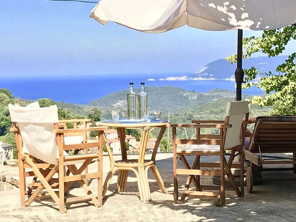"oikos Jullia - Greece"