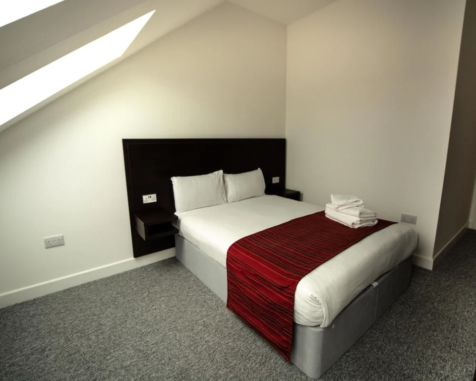Somerville Apartments  London Heathrow
