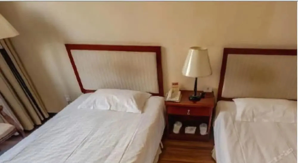 Tangshan Hotel