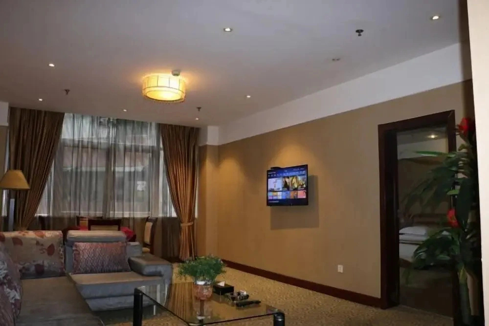 Enshi River View Yixin Hotel