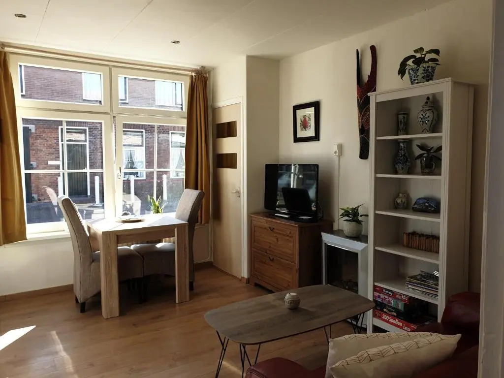 Hout 25