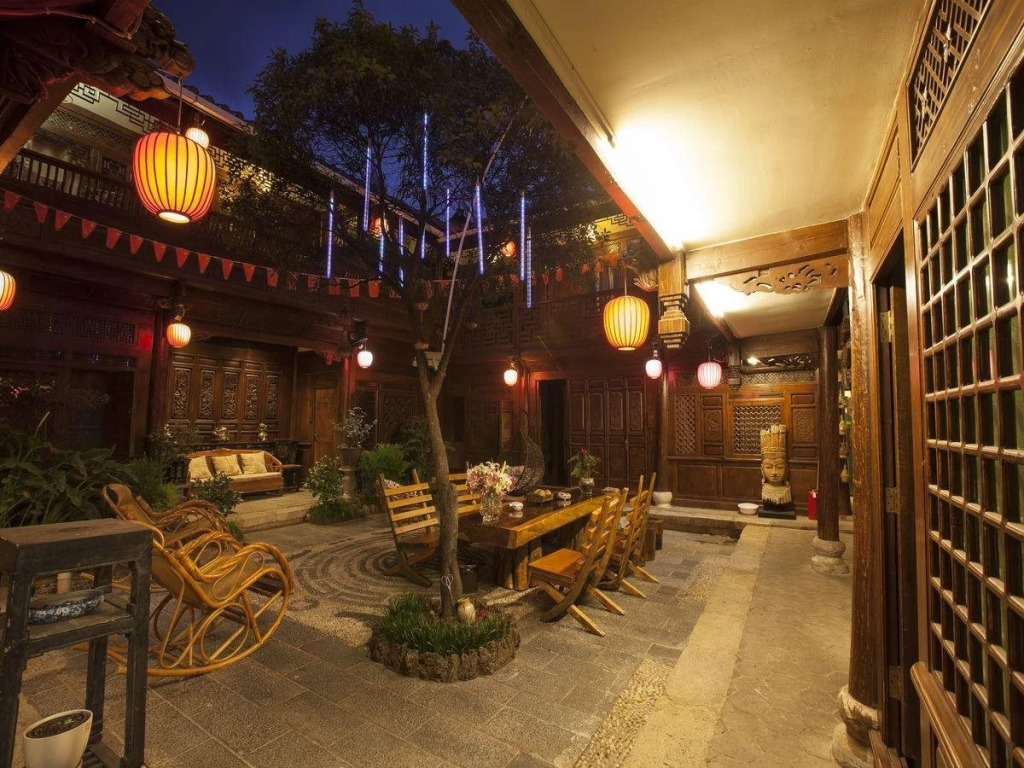 Lijiang Beauty Cloud Inn