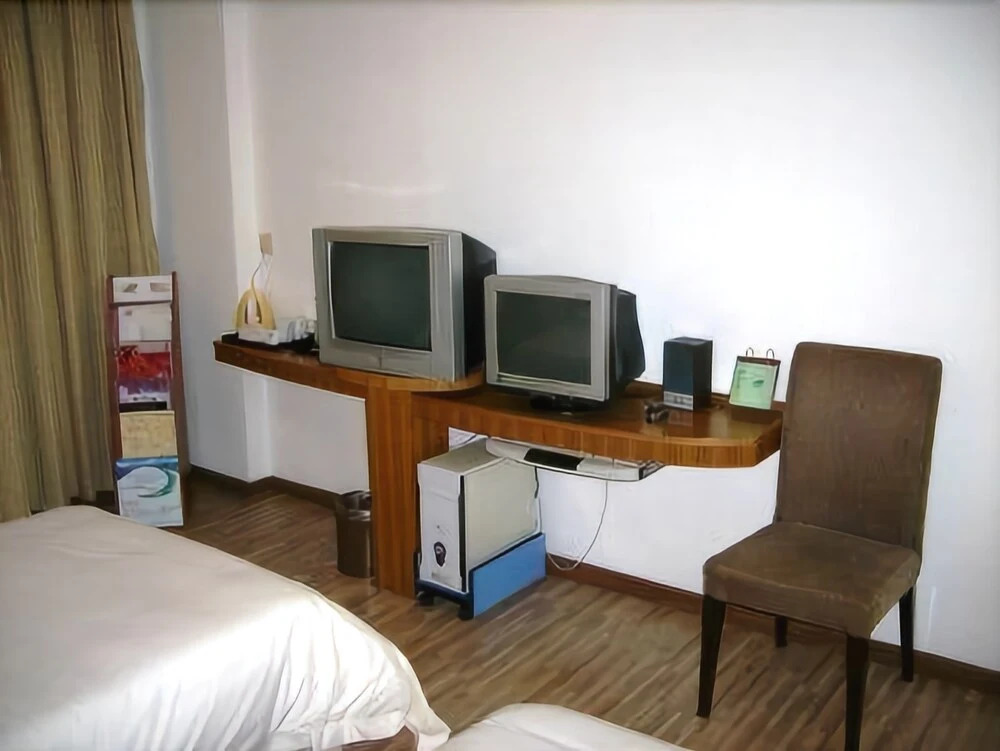Yinhaigang Hotel